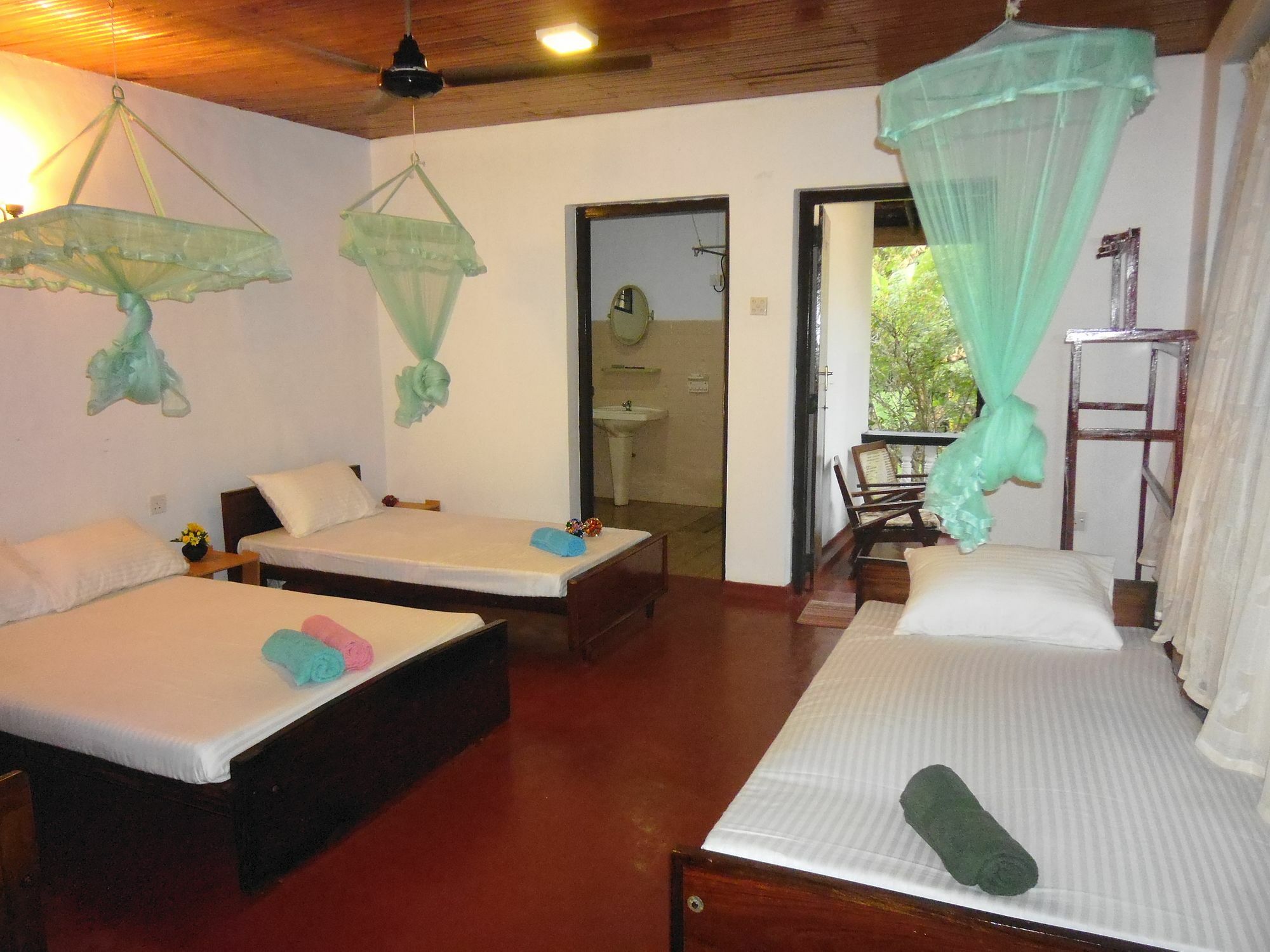 Mama'S Hostel By Taprobane Negombo Exterior foto